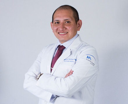 Dr-Alejandro-Martinez